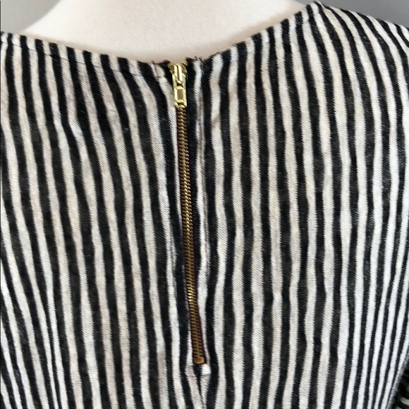 W5 knit tunic with back gathering detail - Picture 6 of 6